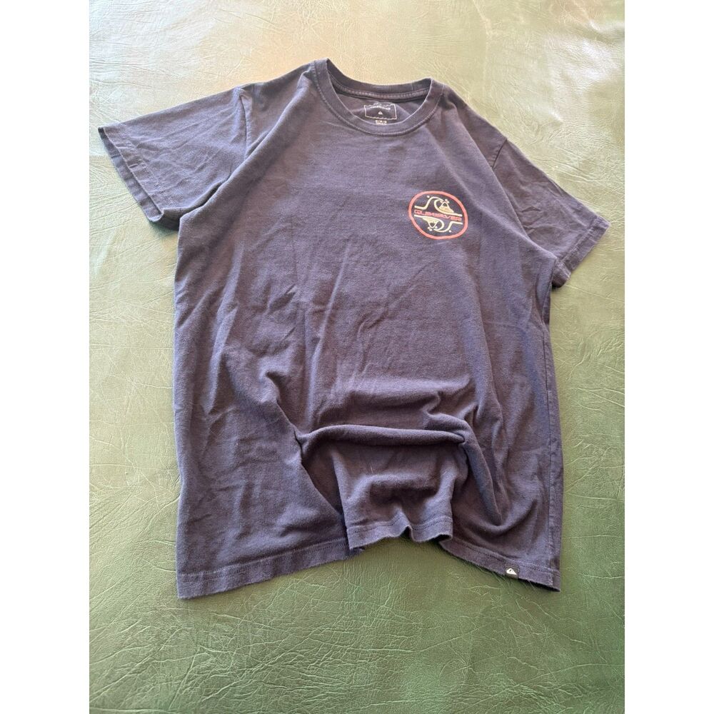 Men's Quiksilver Tee/ Size M/ Great condition